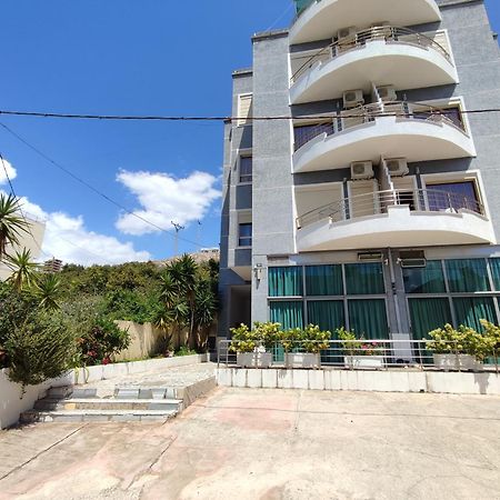 Summer Gate Apartment Sarandë Exteriör bild