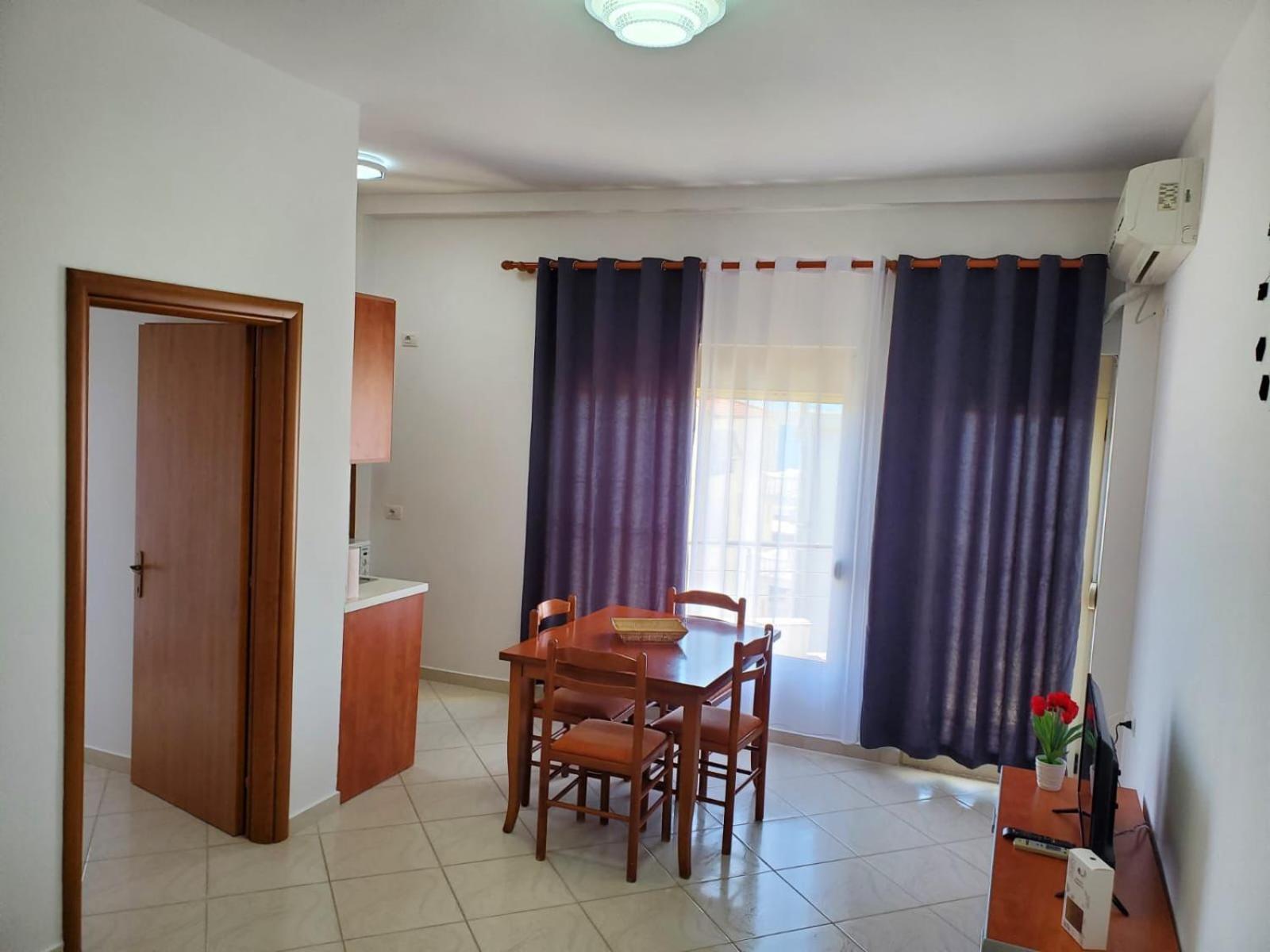 Summer Gate Apartment Sarandë Exteriör bild
